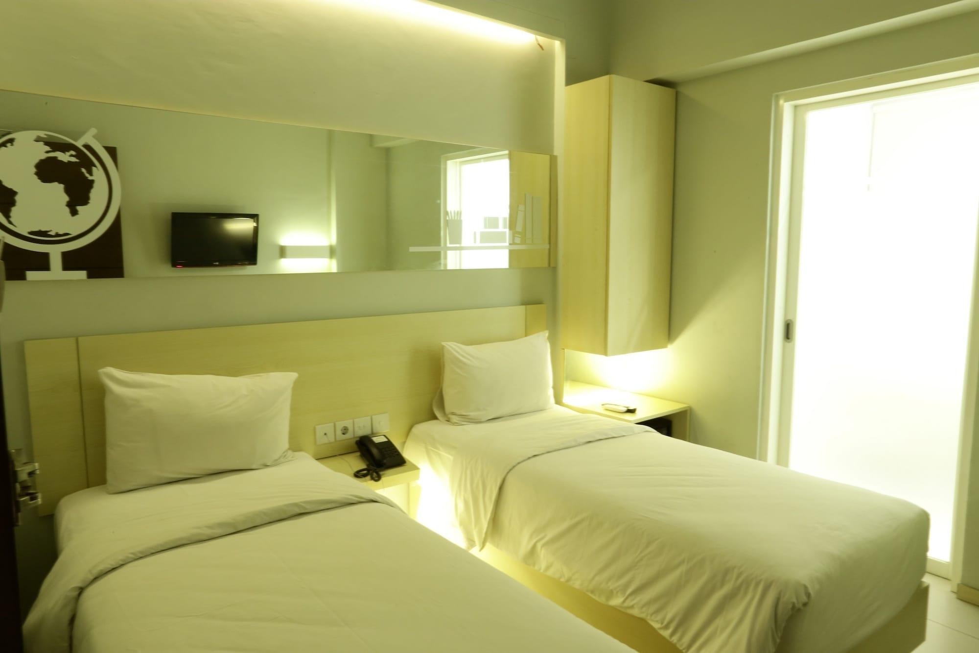 Cleo Hotel Tunjungan Surabaya Buitenkant foto