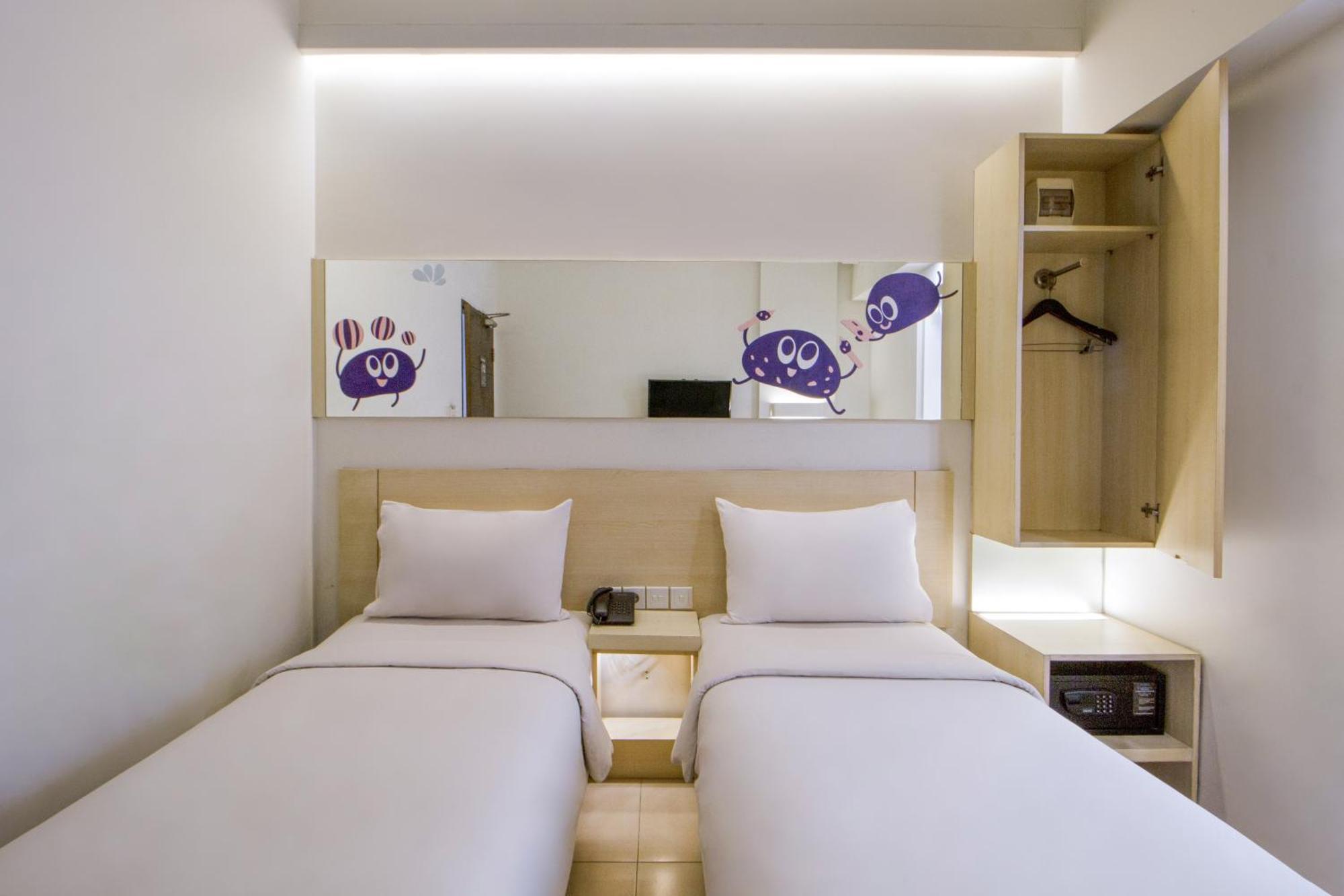 Cleo Hotel Tunjungan Surabaya Buitenkant foto